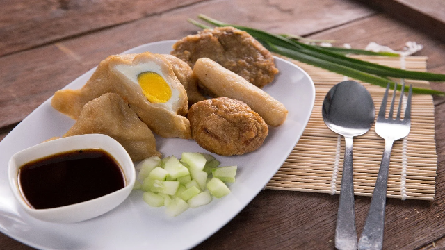 Wisata Kuliner Sumatra Selatan: Menyusuri Rasa dari Bumi Sriwijaya