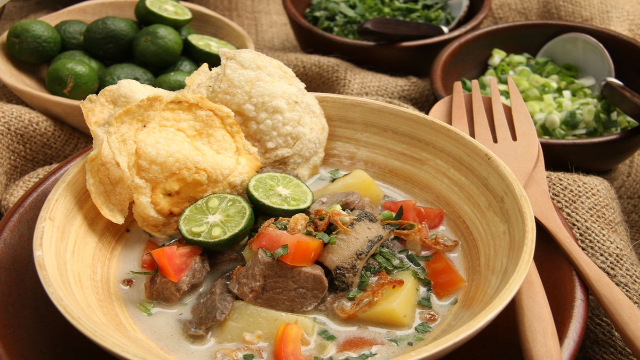 Resep Soto Betawi dengan Kuah Gurih dan Kaya Rempah